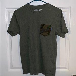 Green Vans T-shirt with camp pocket